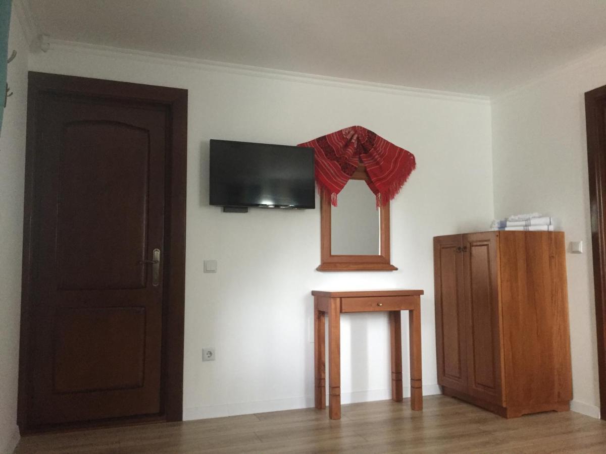 Dumbrava Hotel Uzlina Kültér fotó